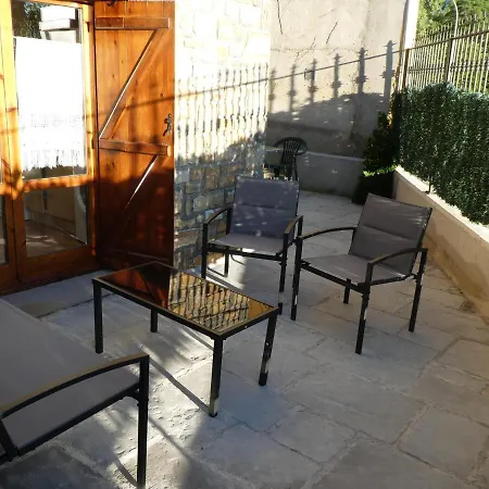 Сasa de vacaciones Casa con jardín frente ciudadela Jaca