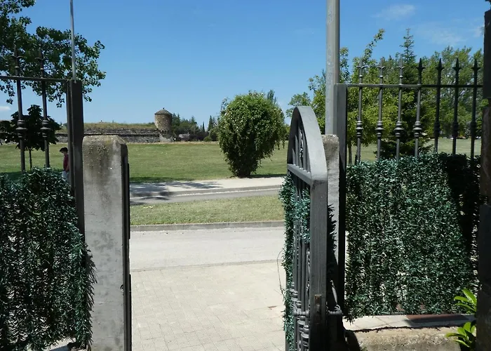 Casa Con Jardin Frente Ciudadela