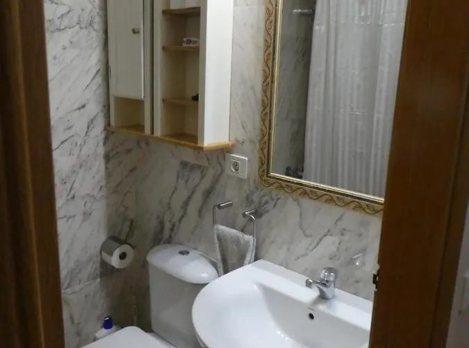 Casa Con Jardin Frente Ciudadela Feriehus Jaca