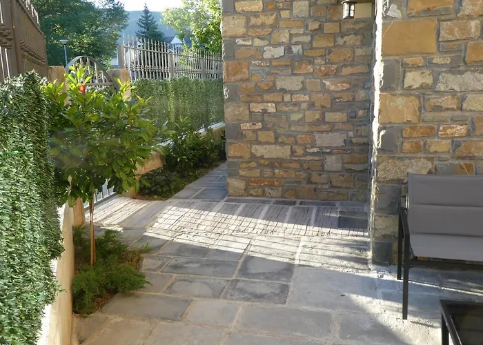 Casa Con Jardin Frente Ciudadela * Jaca